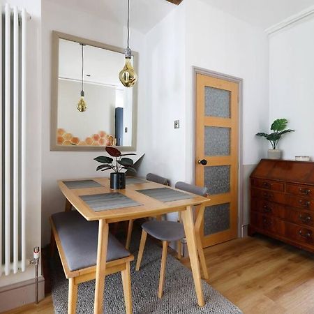 Stunning 2 Bedroom Flat 8Min Walk From The Beach Brighton Luaran gambar